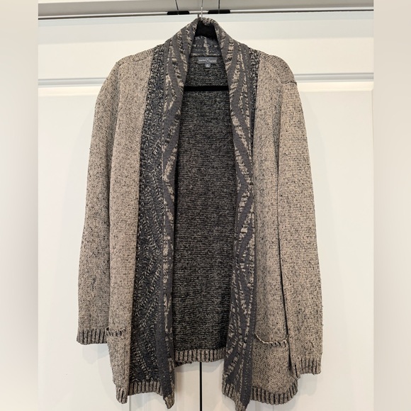 Gray Patterned Women's Cardigan - Picture 2 of 3